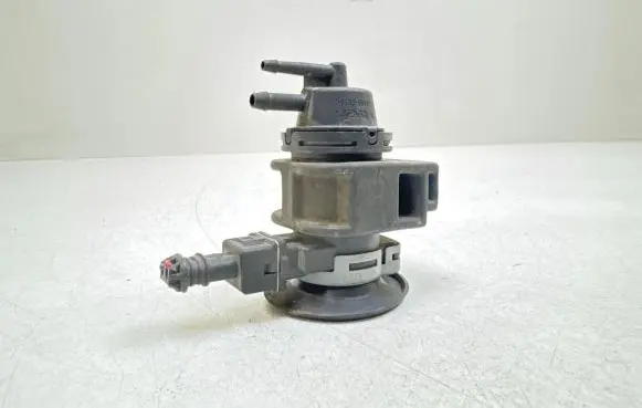 Nissan Note (E11) Turbo solenoid valve 8200575400