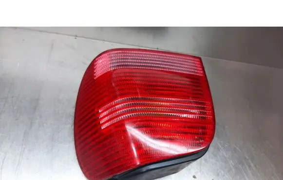 Volkswagen Polo III 6N 6N2 6NF Rear/tail lights