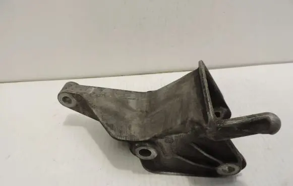 Opel Astra J Engine mount vacuum valve 13324497