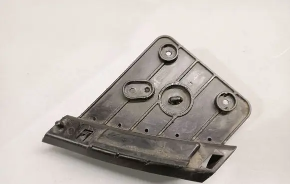 Nissan Qashqai Headlight/headlamp mounting bracket 620454EA0A
