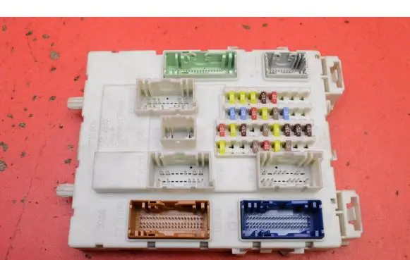 Ford Grand C-MAX Fuse box set F1FT14A073BC