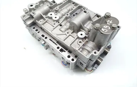 Nissan X-Trail T31 Transmission gearbox valve body A186051813 A186061715