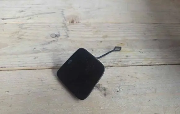 BMW i3 Rear bumper row hook cap/cover 7305686