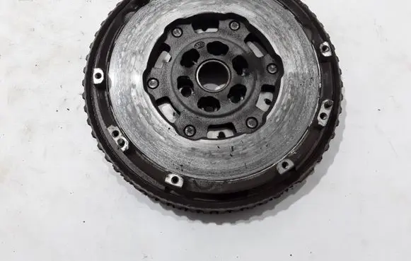 Renault Kadjar Dual mass flywheel 123005344R