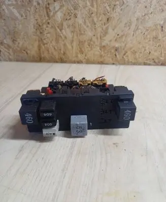 Volkswagen Golf V Comfort/convenience module 3C0937049E F005V00526 H37S1002