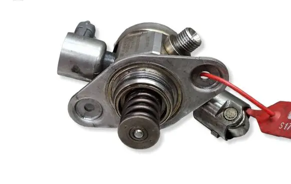 Citroen C4 II Picasso Mechanical fuel pump S17999912 0261520245