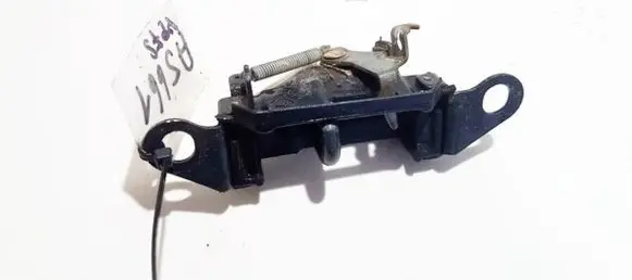 Fiat Punto (176) Rear door lock loop/hook striker A997