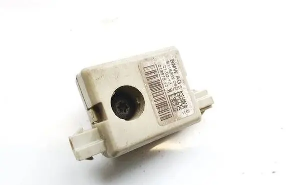 BMW 5 GT F07 Antenna control unit 911826206 21367510