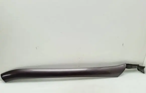 Windshield trim