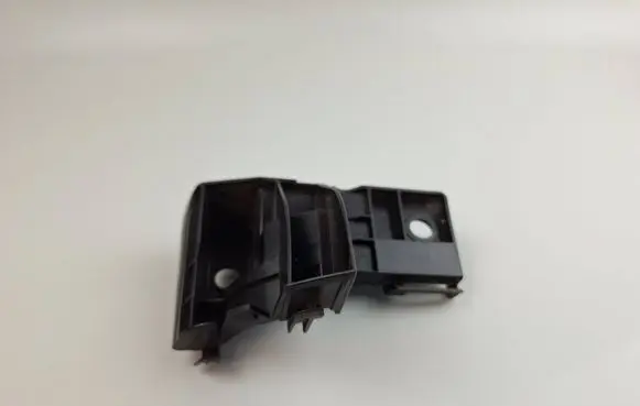 Subaru Forester SK Rear bumper mounting bracket 57707SJ300