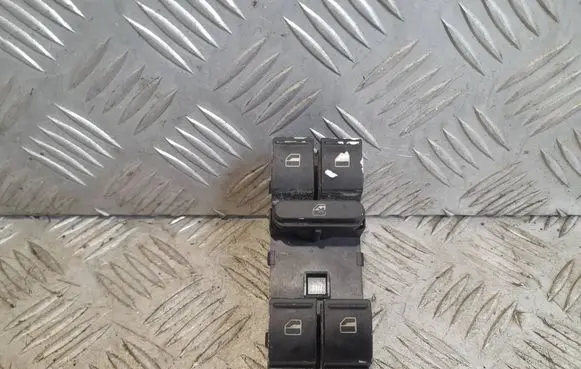 Skoda Octavia Mk2 (1Z) Electric window control switch 1Z0959858A