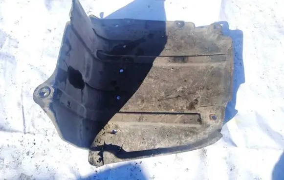 Engine splash shield/under tray
