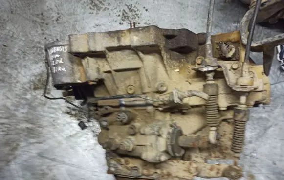 Toyota Avensis T220 Manual 5 speed gearbox