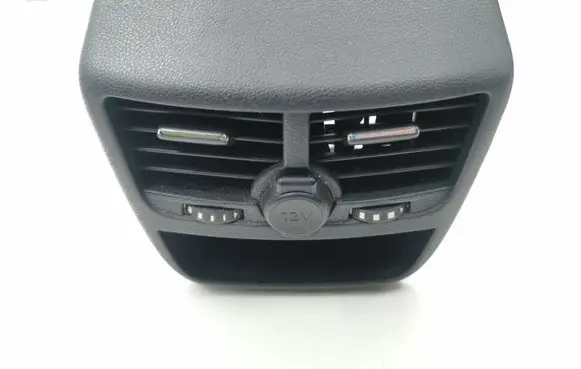 Rear air vent grill