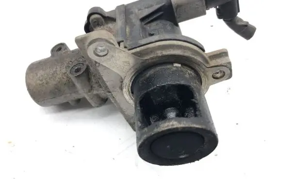 Renault Clio III EGR valve 8200282949