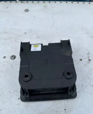 Volkswagen Golf V Cup holder 1K0862533B 1K0862532B