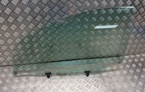 Nissan Qashqai Front door window glass four-door 43R001582 E000199 M3240D0160