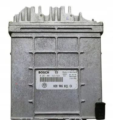 Volkswagen PASSAT B4 Engine control unit/module 028906021CK