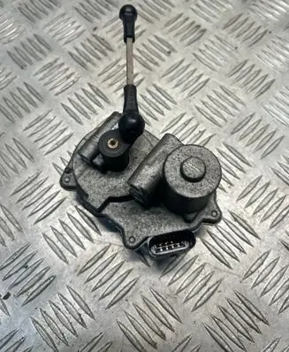 Audi A6 S6 C6 4F Intake manifold valve actuator/motor 059129086L