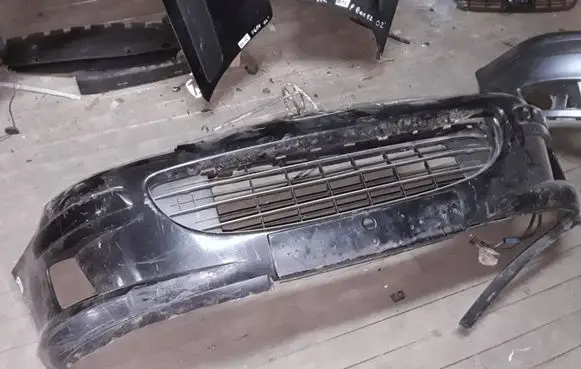 Peugeot 407 Front bumper