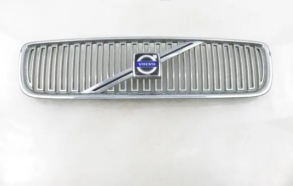 Volvo V70 Front grill 08693346