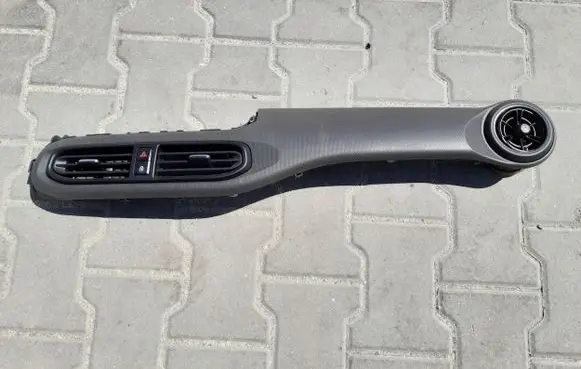 Hyundai i10 Dashboard glove box trim 84795K7000