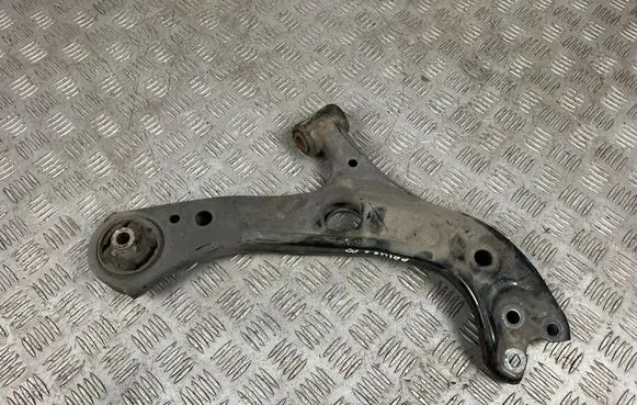 Front lower control arm/wishbone