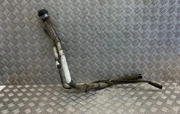 Volvo XC90 Fuel tank filler neck pipe 8624901