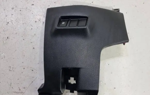 Dashboard lower bottom trim panel