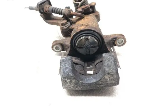 Suzuki SX4 Rear brake caliper 