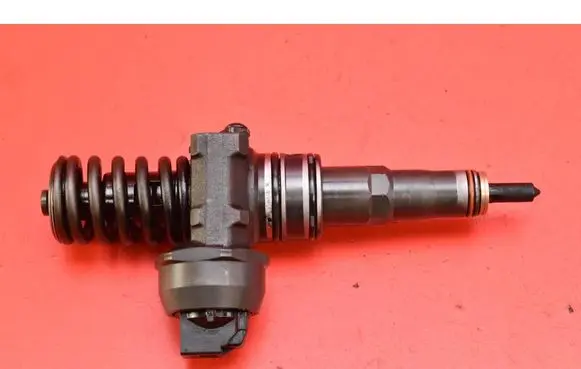 Audi A4 S4 B7 8E 8H Fuel injector 038130073BP