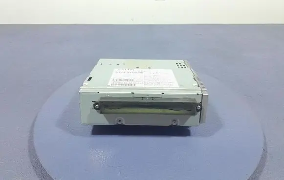 Volvo S40 Radio/CD/DVD/GPS head unit 30752889