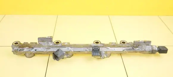 Lexus GS 300 350 430 450H Fuel line pipe 19SP24