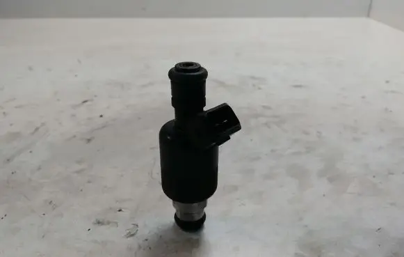 Opel Tigra A Fuel injector 17089276