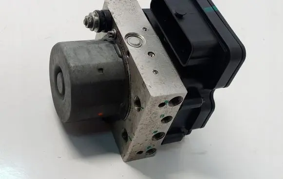 Tesla Model S ABS Pump 1037797-00-D