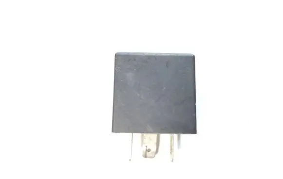 Volkswagen PASSAT B4 Other relay 191953227A 72BV001 0590J945