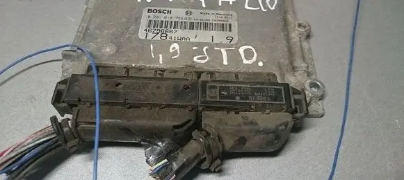 Fiat Palio Engine control unit/module 0281010739 46796667