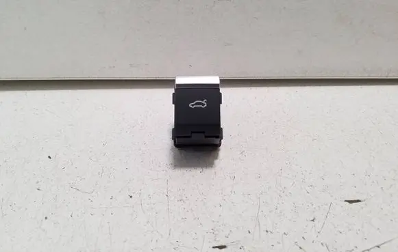Audi A5 Tailgate opening switch 4M0959831A