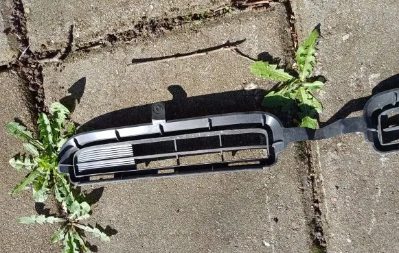 Toyota RAV 4 (XA30) Front bumper lower grill 5311342050