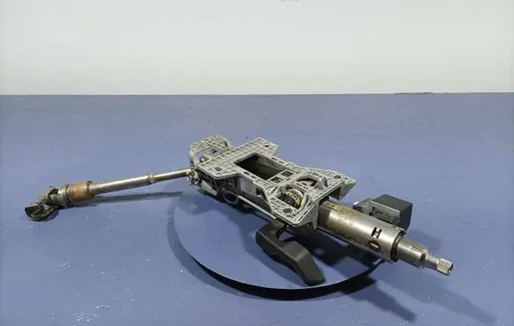 Peugeot 508 RXH Steering wheel axle