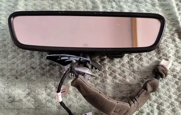Mercedes-Benz C W204 Rear view mirror (interior) E11026530 L100011 GNTX822