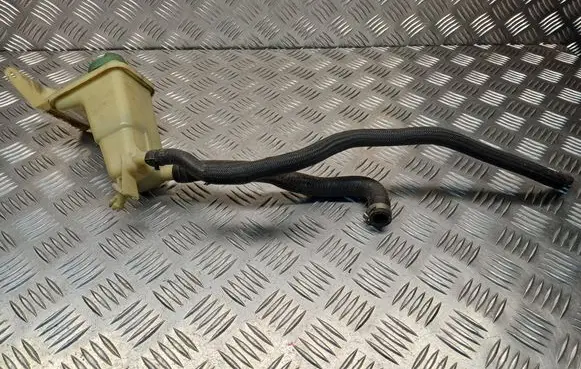 Audi A6 S6 C5 4B Power steering fluid tank/reservoir 8D0422373C