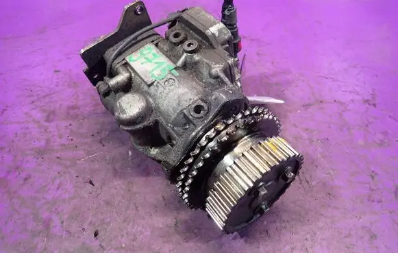 Ford Focus Fuel injection high pressure pump 0470004006