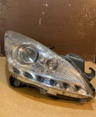 Peugeot 3008 I Headlight/headlamp 9672682680 8990485