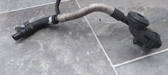 Audi A6 S6 C6 4F Vacuum line/pipe/hose 4F0611931
