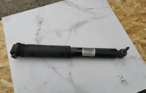 Renault Megane IV Rear shock absorber/damper 562101385R 09182105 EM245101
