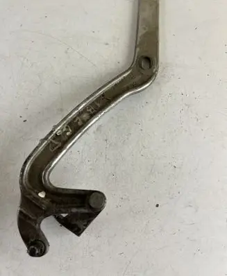 Mercedes-Benz E W210 Tailgate/trunk/boot hinge