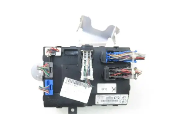 Mazda 2 Central body control module DL4067560C