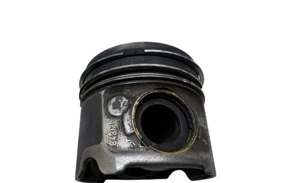 BMW 5 F10 F11 Piston B47 843ME