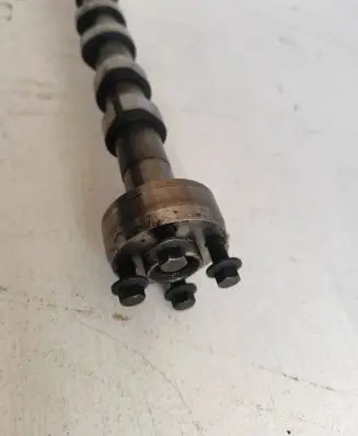 Volvo XC90 Camshaft 30677509